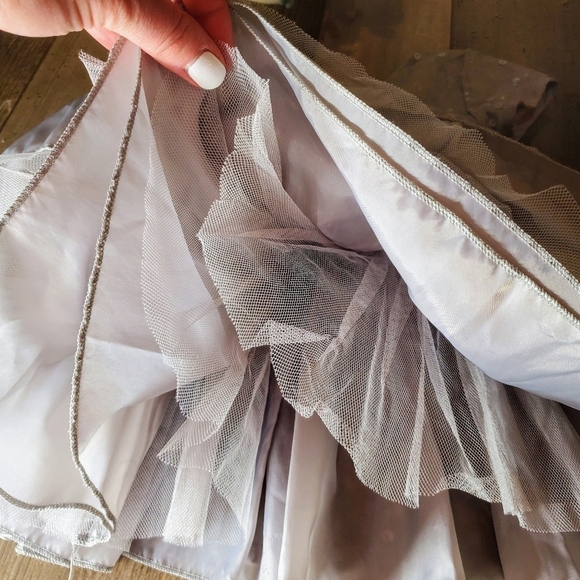 Nanette Lepore Girls Silver Gray Sequin Formal Holiday Dress Size 24m EUC - Picture 13 of 16